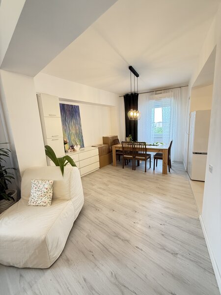 Iernii 20, de vanzare apartament 2 camere, 73 mp, parc privat 11.000 mp.