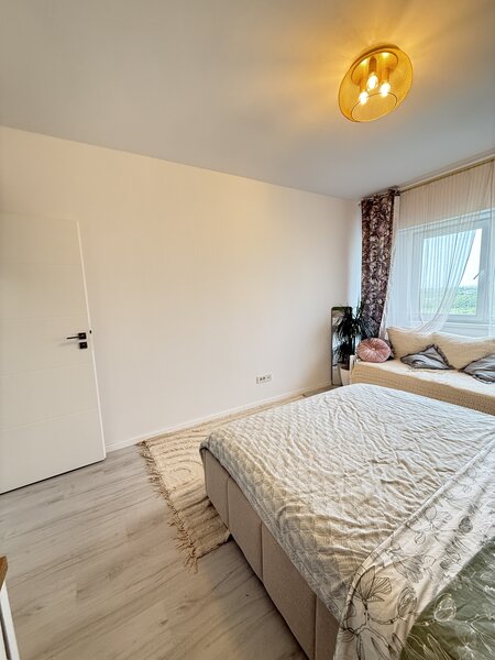 Iernii 20, de vanzare apartament 2 camere, 73 mp, parc privat 11.000 mp.