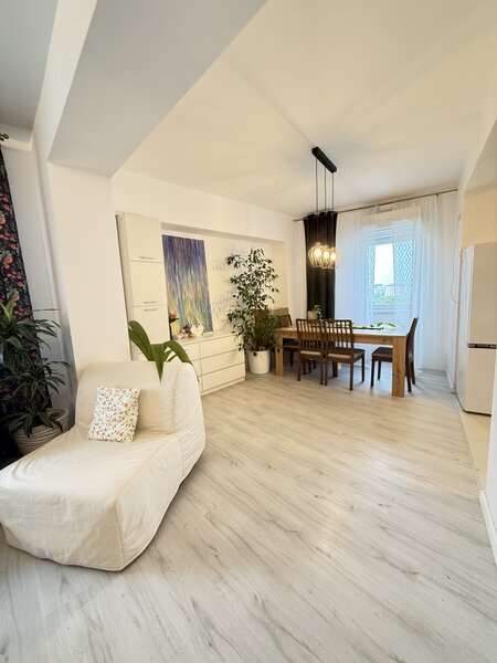 Iernii 20, de vanzare apartament 2 camere, 73 mp, parc privat 11.000 mp.